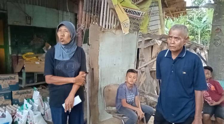 Kapolri Melalui Kabaharkam Polri Bedah Rumah Warga Tak Layak Huni di Medan.