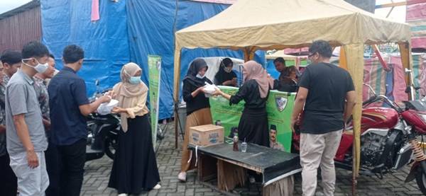 Komjen Agus Andrianto Bersama Yayasan SCI Berbagi di Jumat Berkah