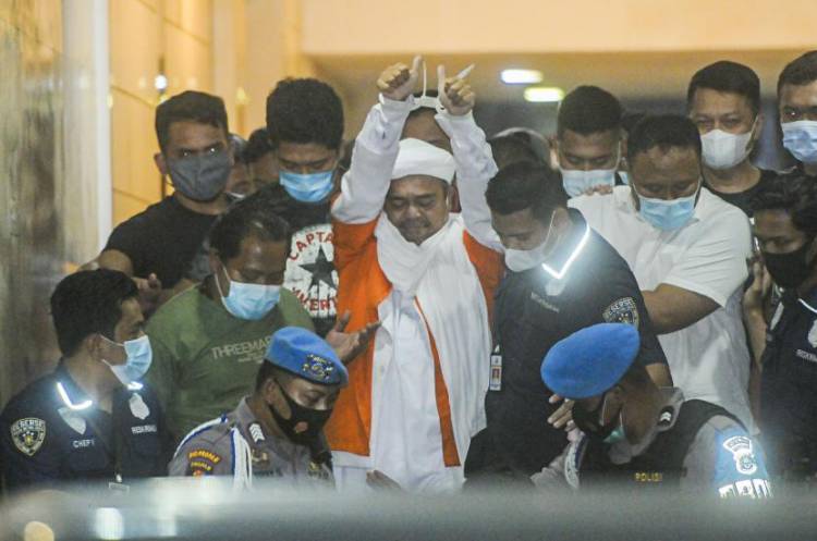 Habib Rizieq ditahan di Rutan Polda Metro Jaya, Petamburan Masih Terpantau Ramai