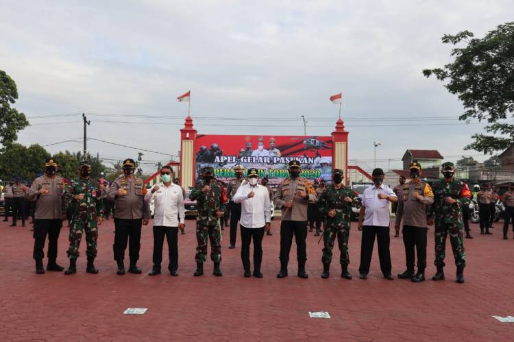 Dansat Brimob Polda Sumut Hadiri Apel Ops Lilin Toba-2020 di Mapolda Sumut