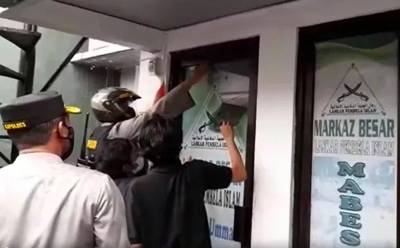 Front Pembela Islam di Bubarkan, Belum Berganti Hari, Muncul Front Persatuan Islam