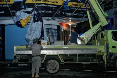 Pemko Medan Bersama Bawaslu Tertibkan Seluruh APK di Kota Medan