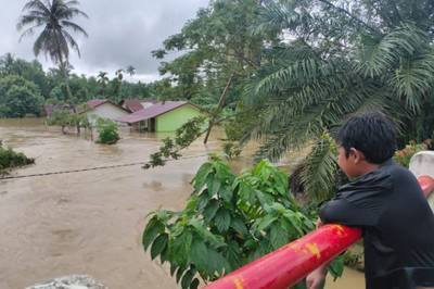 Dua Hari Hujan Berturut, Rumah dan Lahan Pertanian terendam