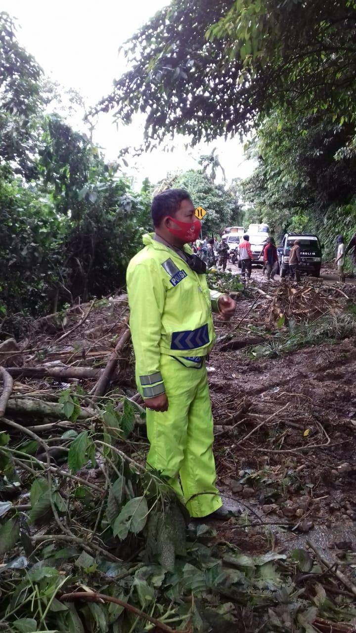 Pasca Longsor Jamin Ginting, 15 Kembali Lancar