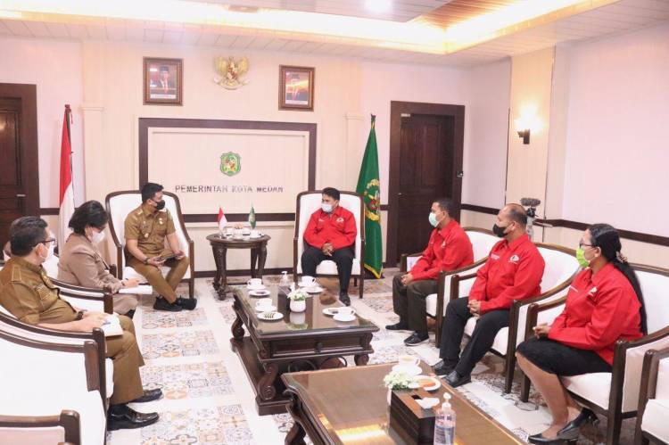 Jegah Terjadinya Banjir, Wali Kota Medan Harapkan Rumah-rumah Ibadah Punya Sumur Resapan