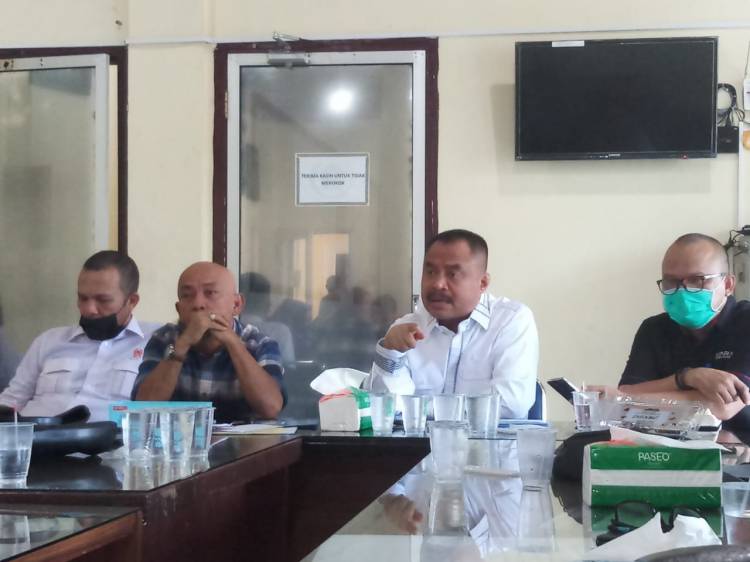 Ketua PWI Farianda::   Tunjukkan Perilaku Tertib, Disiplin dan Cerdas