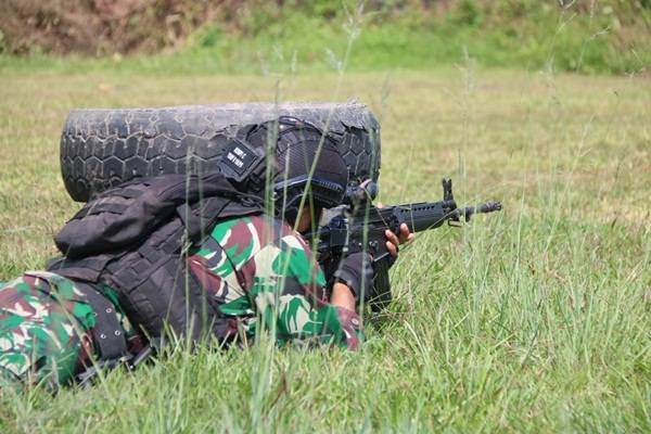 Prajurit Yonif Raider 100/PS Melaksanakan Latihan TTR Gultor