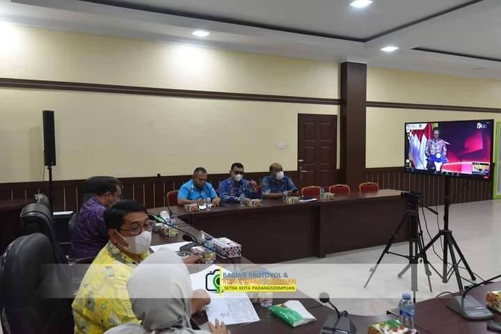 Walikota Bersama Jajarannya Ikuti Rakornas TPKAD Secara Virtual