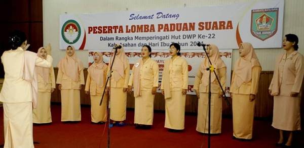 56 Tim Semarakkan Lomba Paduan Suara Peringatan Hari Jadi DWP Asahan