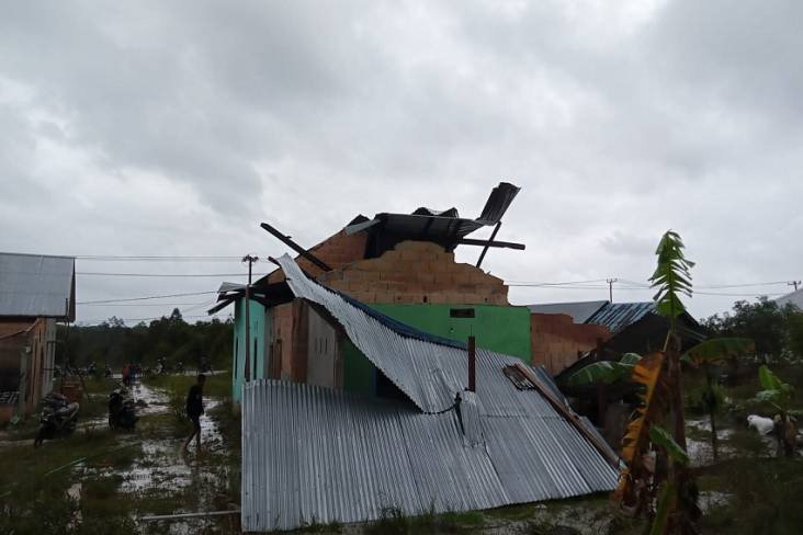 BPBD Babel : Ratusan Rumah di Bangka Selatan Rusak Parah