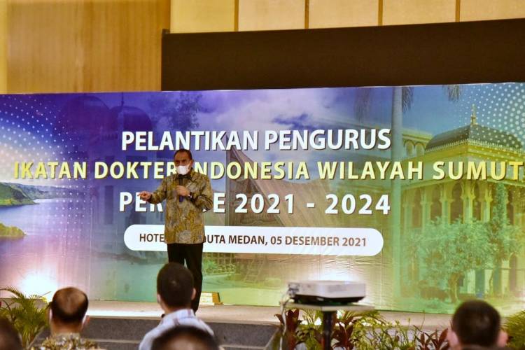 Gubernur Sumut Hadiri Pelantikan Pengurus IDI Sumut