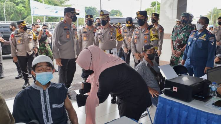Pastikan Prokes Berjalan Dengan Baik, Irjen Pol Nico Afinta Lakukan Pengecekan Pengamanan