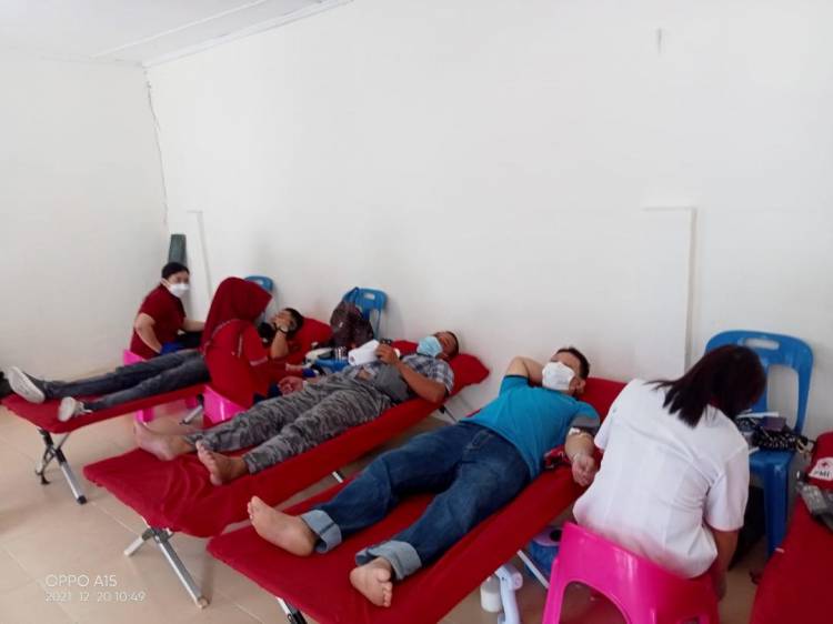 Sambut Nataru, PP Siantar Barat dan KKHI Gelar Donor Darah Bersama di Depan Taman Hewan