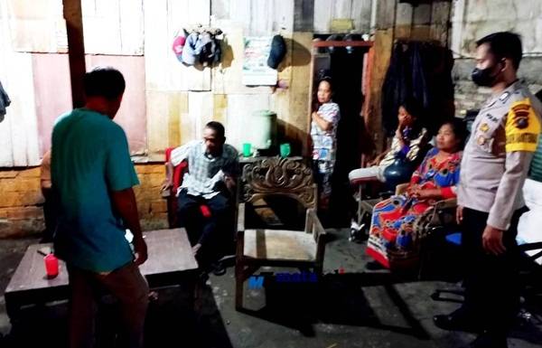 Kapolsek Kota Kisaran Jemput Bola Ajak Warga Ikut Vaksinasi Covid 19