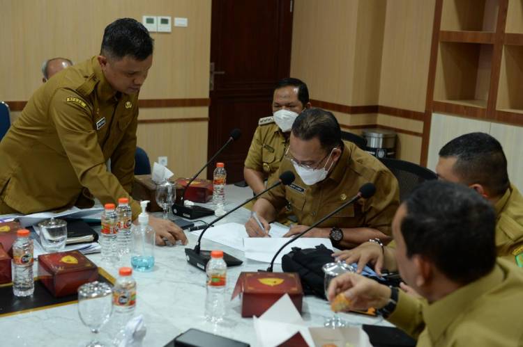 Antara Tapsel dan Padangsidimpuan, Pemprov Sumut Serah Terimakan Barang Milik Daerah