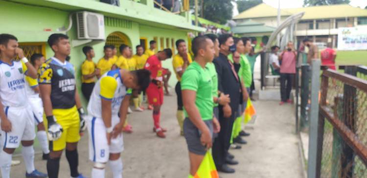 Polsek Medan Baru Lakukan Pengamanan Pertandingan PSDS Kontra POSLAB