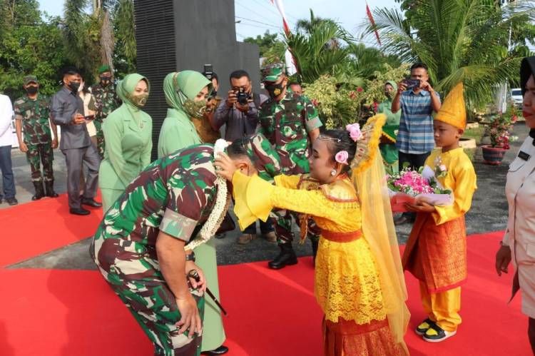 Ke Makodim 0209/LB Danrem 022/PT Laksanakan Kunjungan Kerja