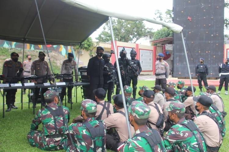 Siswa Dikmaba TNI-AD Rindam I/BB dan Siswa Diktukba Polri SPN Polda Sumut Kunjungi Mako Brimob Sumut