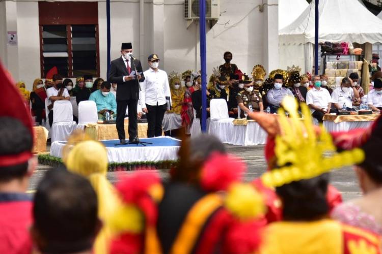 Gubsu Hadiri Sekaligus Jadi Inspektur Upacara Peringatan Hari Bakti ke-76 PUPR