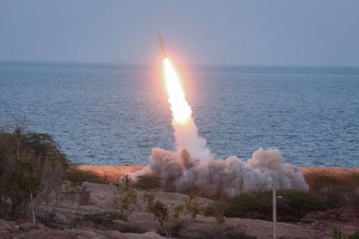 Irak Luncurkan Tembakan 16 Rudal Balistik Gertak Israel