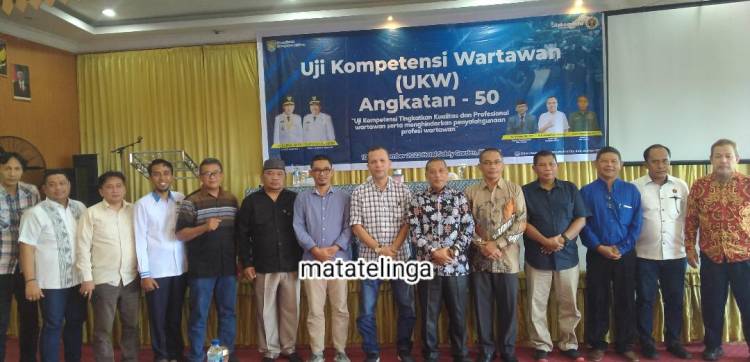 Assisten I Buka Uji Kompetensi Wartawan Angkatan Ke 50