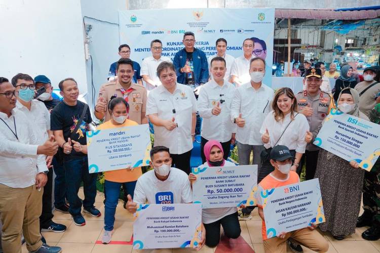 Hasil Peninjauan Bobby Nasution, Menko Perekonomian & Menperin di Pusat Pasar, Harga Masih Stabil, Stok Bapok Aman