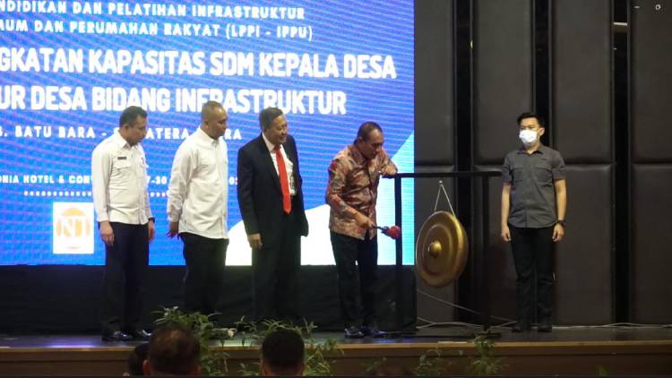 Edy Rahmayadi Minta Kepala Desa Prioritaskan Pembangunan Infrastruktur Desa
