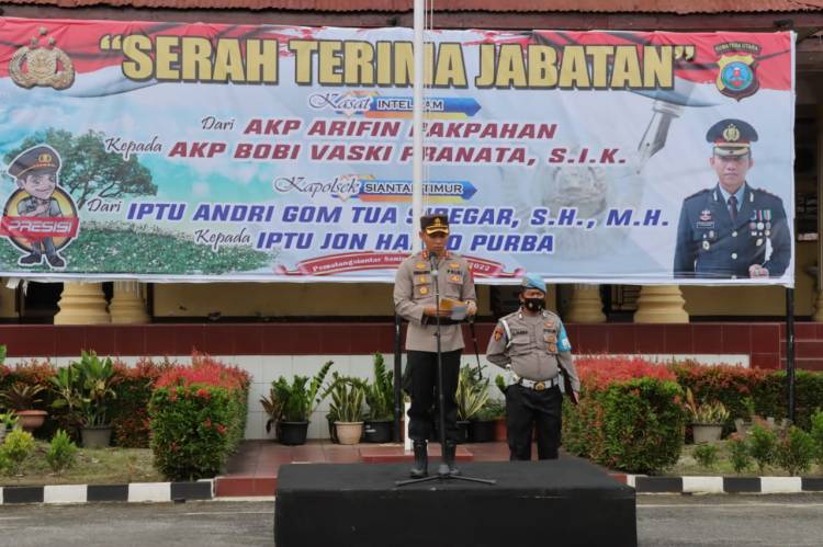 Kapolres Siantar Pimpin Sertijab Pisah Sambut Kasat Intelkam dan Kapolsek Siantar Timur