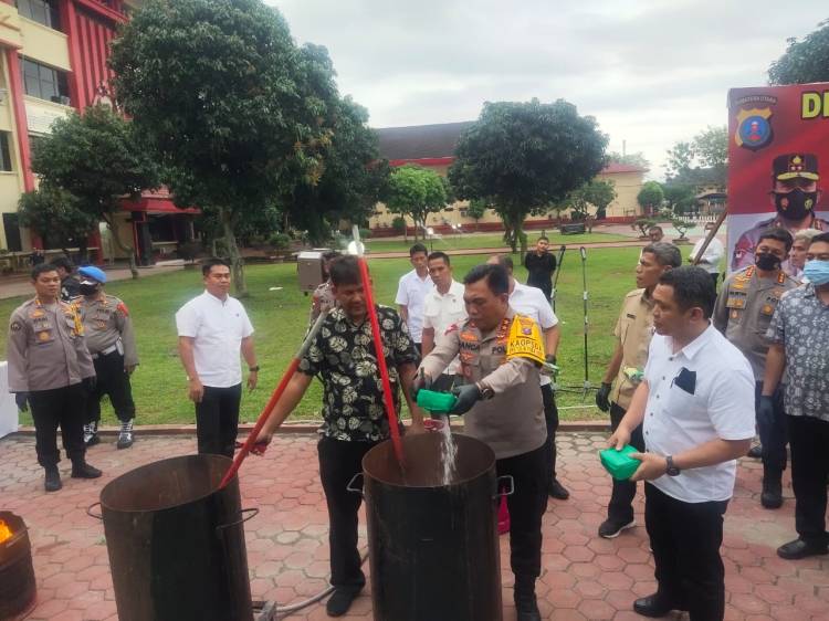 Akhir Tahun, Polda Sumut Musnahkan Narkotika  senilai 185 Milyar