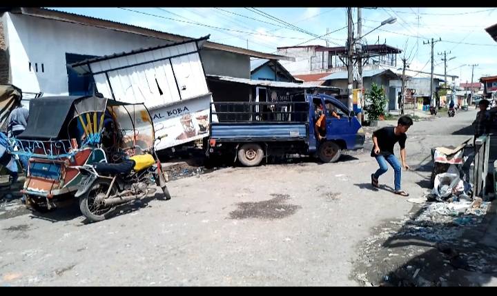 Bentrok Pemuda di Selebes Belawan, 7 Terluka, Kios Dijarah, Polisi dan Camat Dilempari