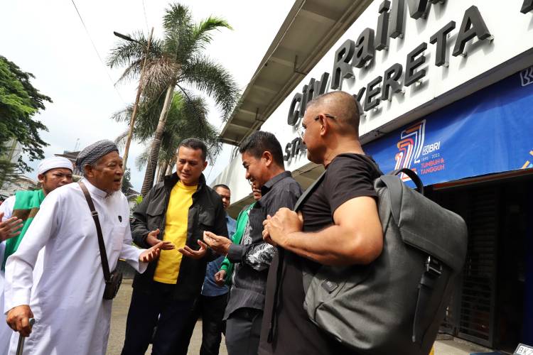 Jadi Angkutan Favorit Pemudik, Ijeck Apresiasi Layanan dan Kesiapan KAI Sumut