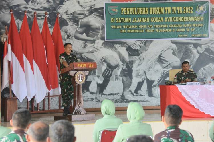 Minimalisir Pelanggaran, Prajurit Korem 174/ATW Terima Penyuluhan Hukum