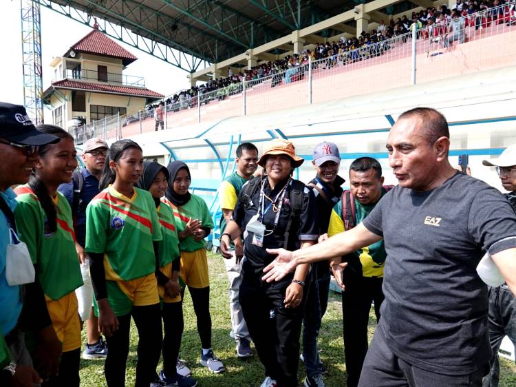 Saksikan Kejurnas Drumband di Madiun, Edy Rahmayadi : Berikan yang Terbaik untuk Sumut