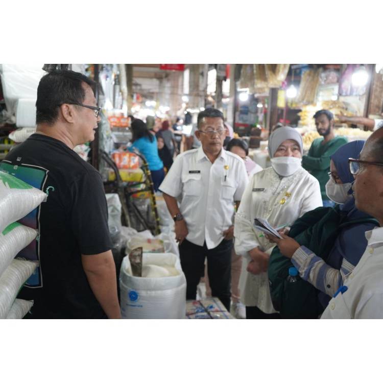 Jaga Kestabilan Harga, Tim Badan Pangan Nasional bersama Dinas Ketapang Kota Medan Lakukan Monitoring ke Sejumlah Pasar