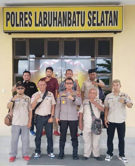 Media Center Polres Labuhanbatu Bersilaturrahmi Dengan Waka Polres Labuhanbatu Selatan