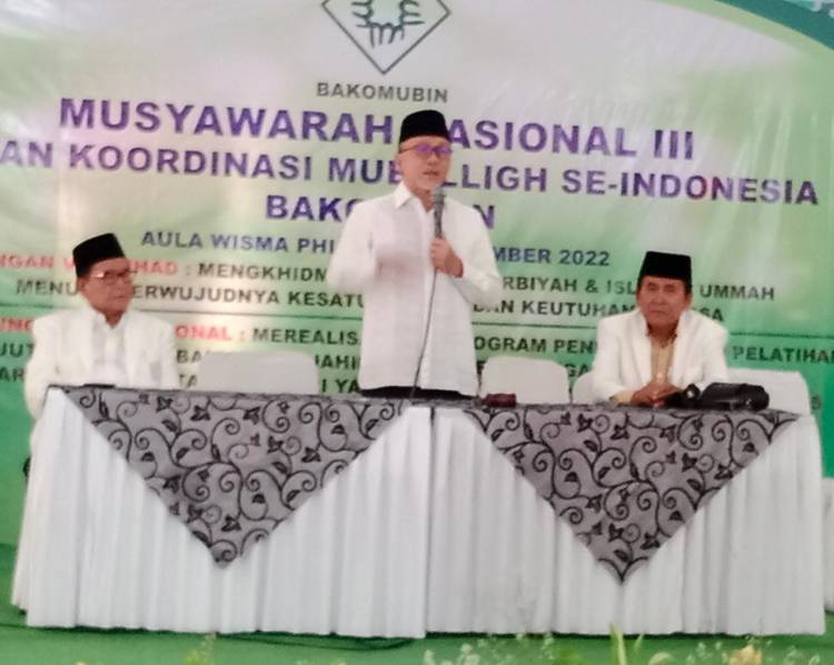 Hadir Dalam Penutupan Munas Bakomubin Ke III, Zulhas Siap Bantu Syiar Dakwah Bakomubin Ke Seluruh Tanah Air