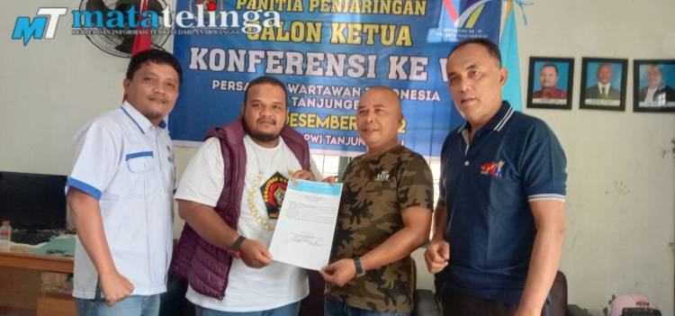 Hendri Damanik dan Yan Aswika 'Turun Gunung' Ambil formulir calon ketua PWI