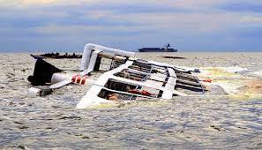 Tujuh ABK Terapung di laut Selama Tiga Jam dengan Gunakan Jerigen