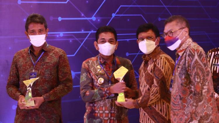 Kota Tebingtinggi Terima Penghargaan TP2DD Terbaik Se - Sumatera