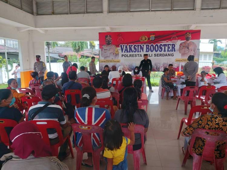 Polresta Deli Serdang Kembali Menggelar Vaksinasi Booster Untuk Masyarakat Umum