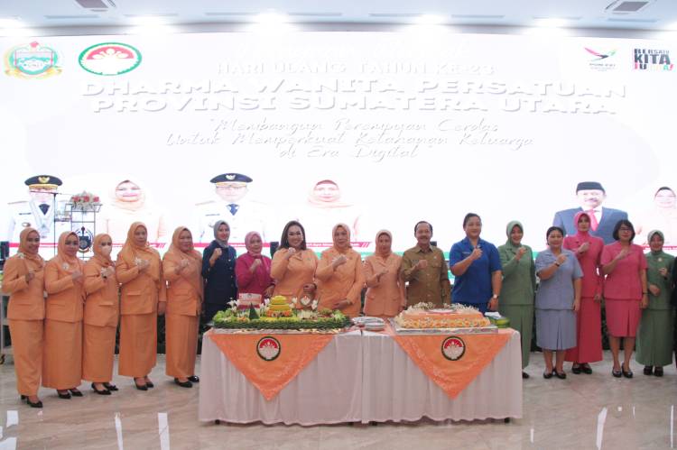 HUT Ke-23 Dharma Wanita Persatuan, Gubernur Sebut Kunci Keberhasilan Transformasi Digital