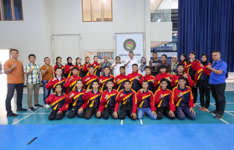Lepas Atlet yang Mengikuti Kejurnas PBTI, Musa Rajekshah Harapkan Jaga Sportivitas dan Harumkan  Sumut