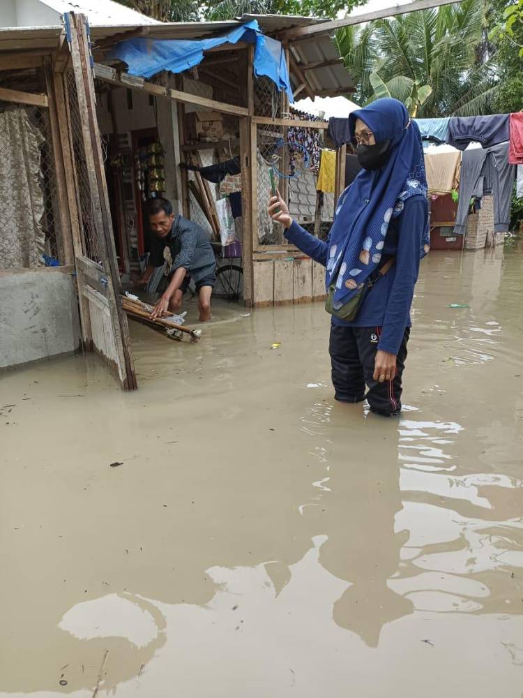 Sungai Sei Buluh Meluap Kapolsek Perbaungan Tinjau Lokasi Banjir