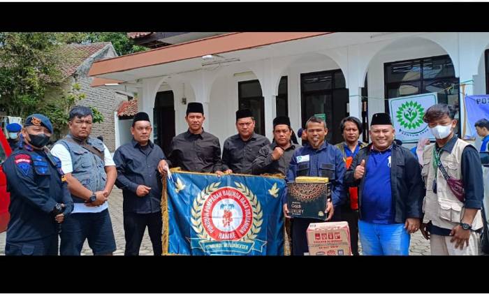 Punguan Pomparan Baginda Raja Sojuangon Rambe Se-Jabodetabek Salurkan Bantuan ke Cianjur