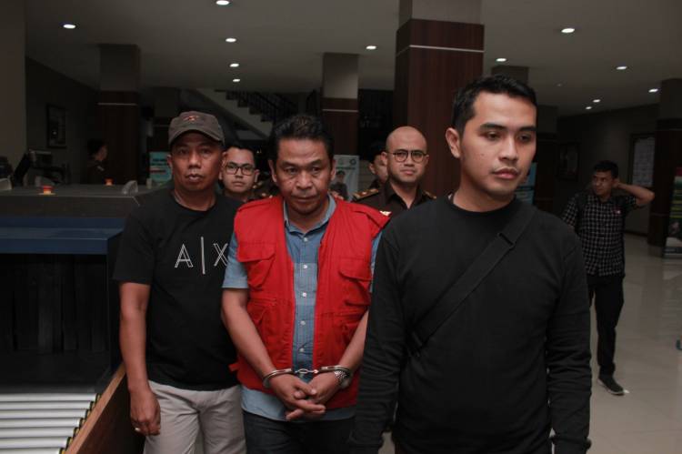 Diduga Korupsi Pemeliharaan Jalan dan Jembatan Sebesar Rp 6,4 M, Kejati Sumut Tahan Bendahara UPT BMBK Gunungsitoli