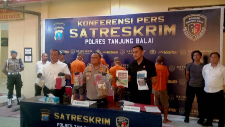 Polres Tanjung Balai Bongkar Markas Judi Slot Online Berkedok Warnet