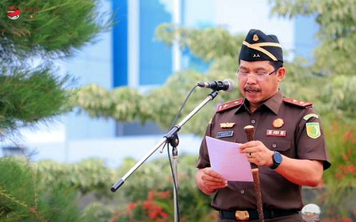 Kajati Sulteng Ajak Seluruh Jajaran Bertindak Profesional dan Proporsional Dalam Penanganan Perkara
