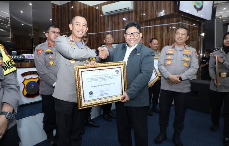 Kapolres Sergai Terima Penghargaan dari Ombudsman RI, Raih Opini Kualitas Tertinggi