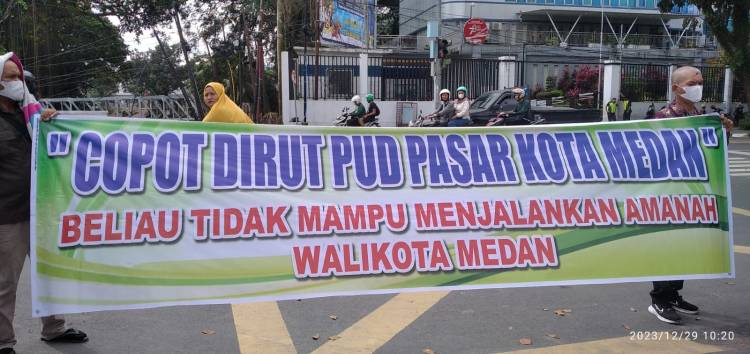 Pegawai PUD Pasar Medan Desak Bobby Copot Dirut Suwarno Beli Rumah 2 Unit di Komplek