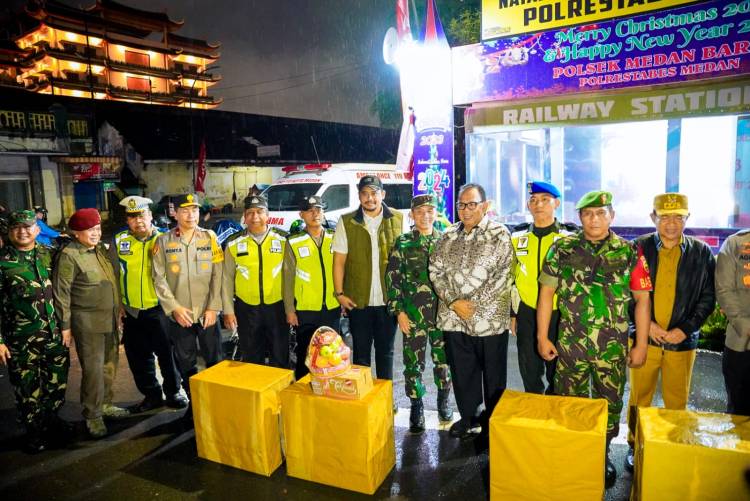 Pastikan Ibadah Malam Natal Aman dan Damai, Bobby Nasution Bersama Pj Gubsu Tinjau Sejumlah Gereja